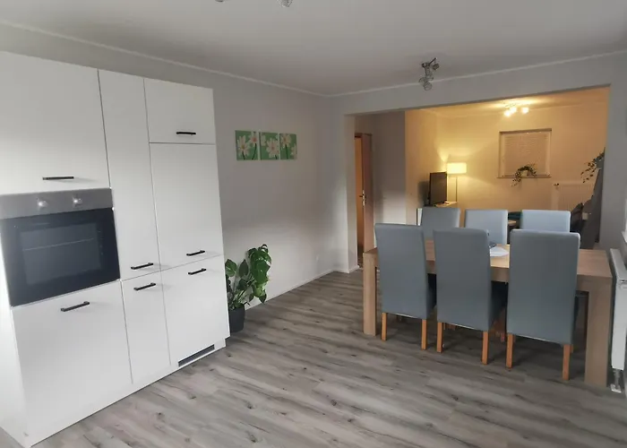 Neue Heimat Monteurwohnung Lägenhet *